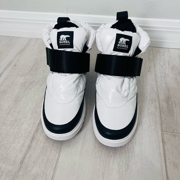 SOREL Joan Of Arctic Next Lite Strap Puffy Boot 7 - Picture 4 of 7